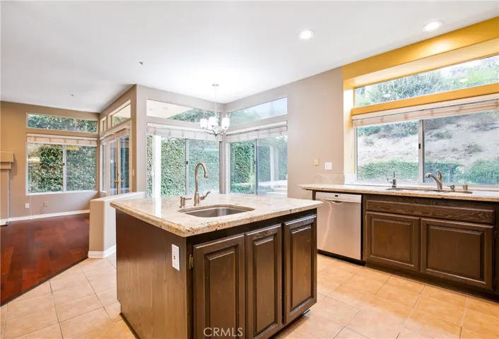 3736 Patrick Henry Place, Agoura Hills, California 91301