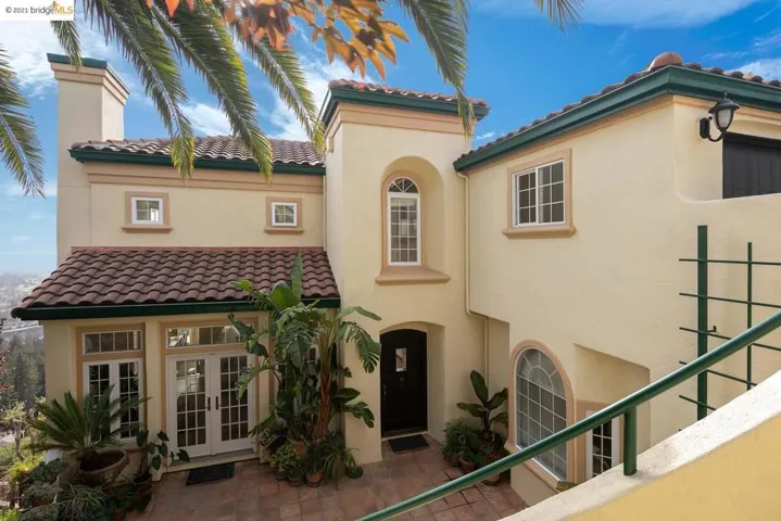 259 Gravatt Dr, Oakland, California 94705