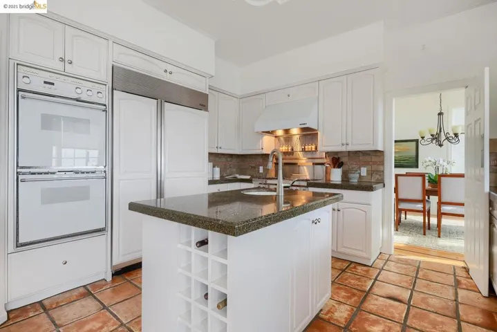 259 Gravatt Dr, Oakland, California 94705