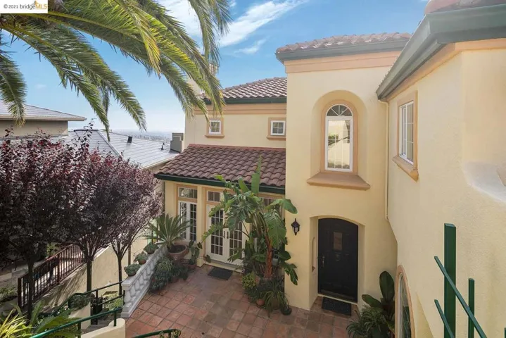 259 Gravatt Dr, Oakland, California 94705