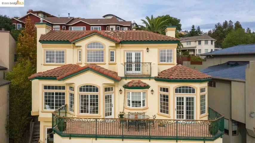 259 Gravatt Dr, Oakland, California 94705