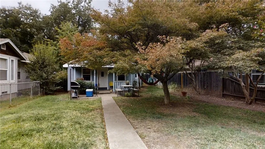 2140 Salem Street, Chico, California 95928