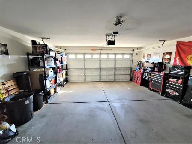 12312 Honeybear Lane, Victorville, California 92392