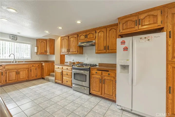 4553 W Avenue L13 Avenue, Lancaster, California 93536