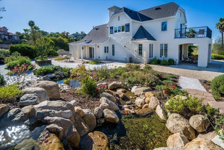 28475 Cerveza Ct., Escondido, California 92026