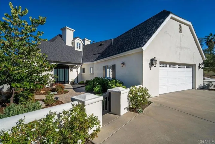28475 Cerveza Ct., Escondido, California 92026