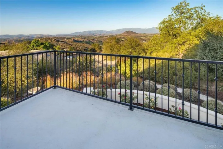 28475 Cerveza Ct., Escondido, California 92026