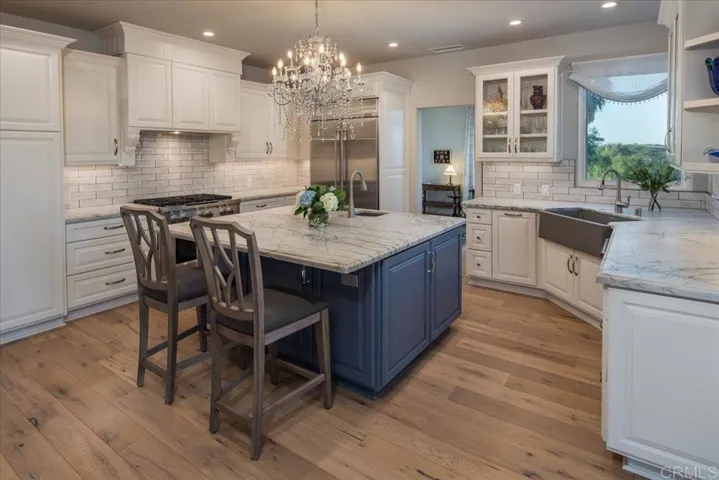 28475 Cerveza Ct., Escondido, California 92026