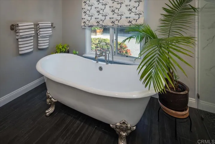 28475 Cerveza Ct., Escondido, California 92026
