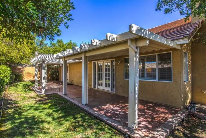 6728 Regal Oaks Road, Highland, California 92346