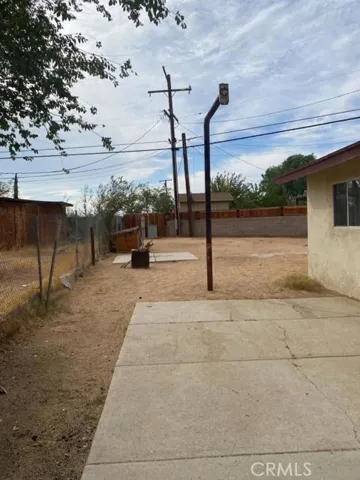 15266 Las Piedras Drive, Victorville, California 92395