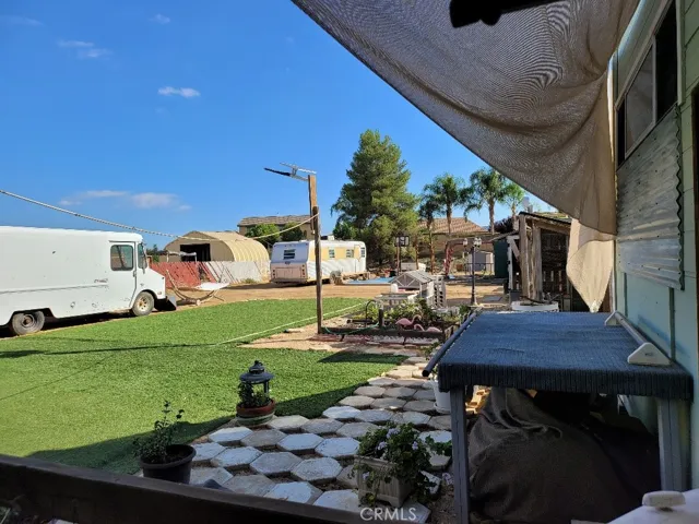 21285 Bundy Canyon Road, Wildomar, California 92595