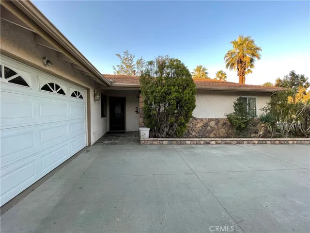 2144 Kellogg Avenue, Corona, California 92879