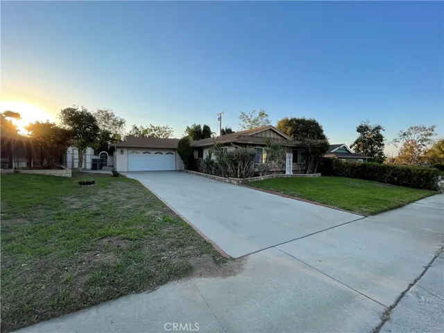 2144 Kellogg Avenue, Corona, California 92879