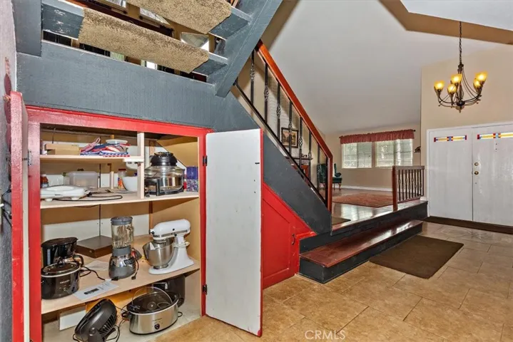 8436 Jennet Street, Alta Loma, California 91701