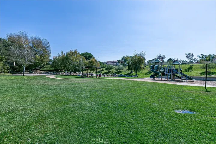 513 Brookside Drive, Lompoc, California 93436