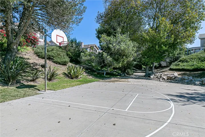 513 Brookside Drive, Lompoc, California 93436