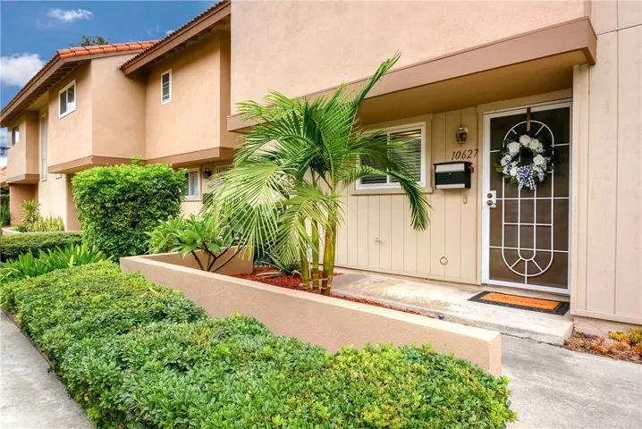 10627 Tamarack Way, Stanton, California 90680