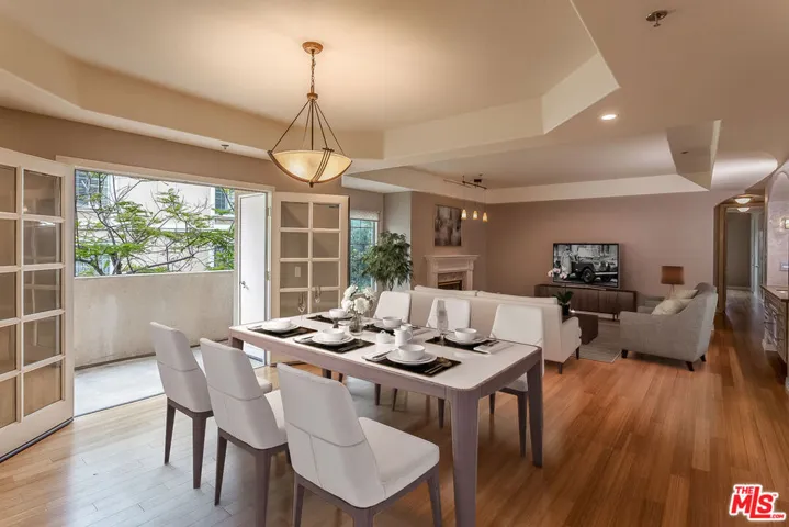 120 S Palm Drive 203, Beverly Hills, California 90212