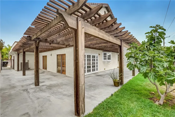 1722 Loma Road, Montebello, California 90640