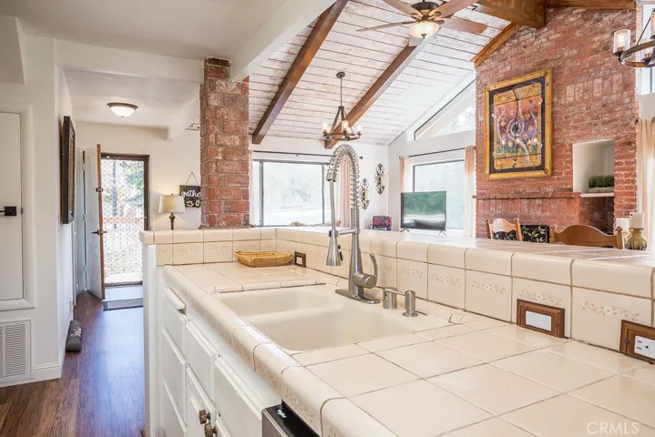 2025 Zermatt Drive, Pine Mountain Club, California 93222