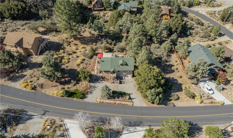 2025 Zermatt Drive, Pine Mountain Club, California 93222