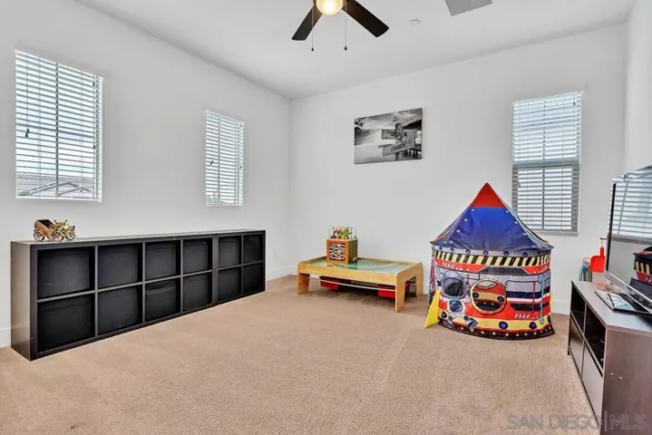 36458 Calle Grandola, Winchester, California 92596
