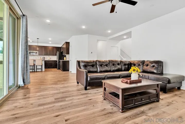 36458 Calle Grandola, Winchester, California 92596