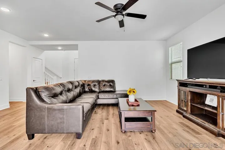 36458 Calle Grandola, Winchester, California 92596