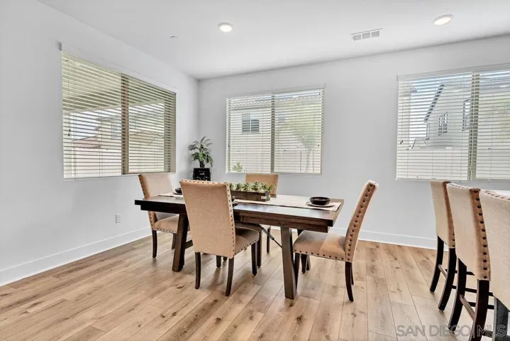 36458 Calle Grandola, Winchester, California 92596