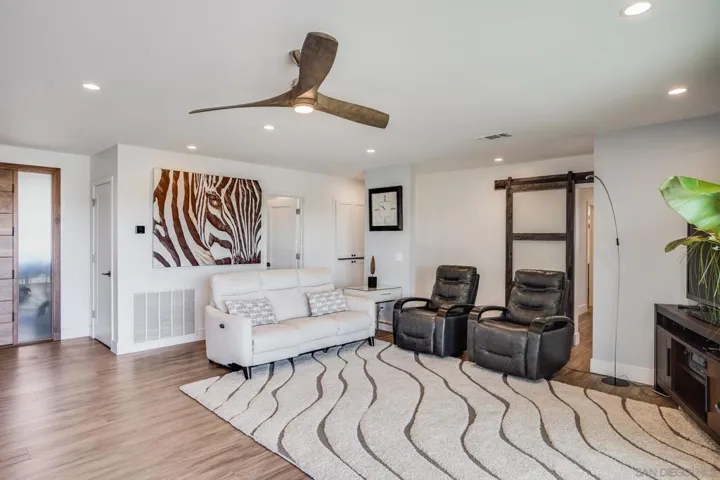 5681 Linfield Ave, San Diego, California 92120