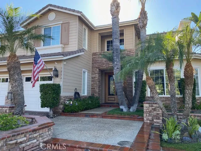 10547 Amberwood Lane, Northridge, California 91326