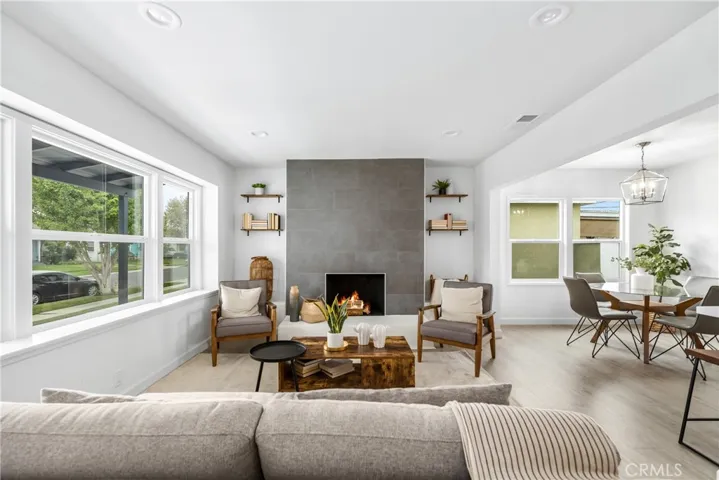 2909 Dashwood Street, Lakewood, California 90712