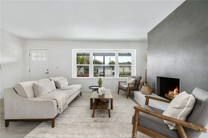 2909 Dashwood Street, Lakewood, California 90712