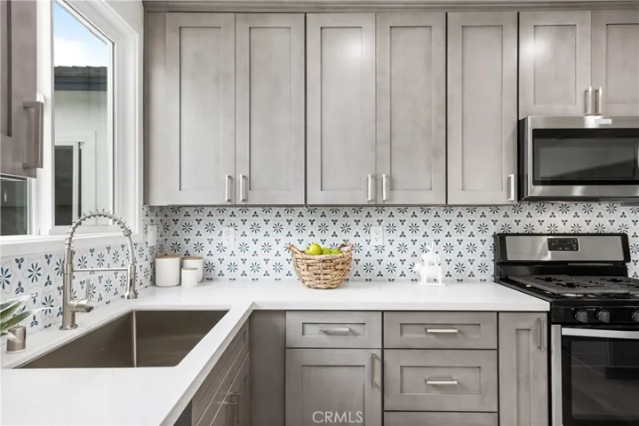 2909 Dashwood Street, Lakewood, California 90712