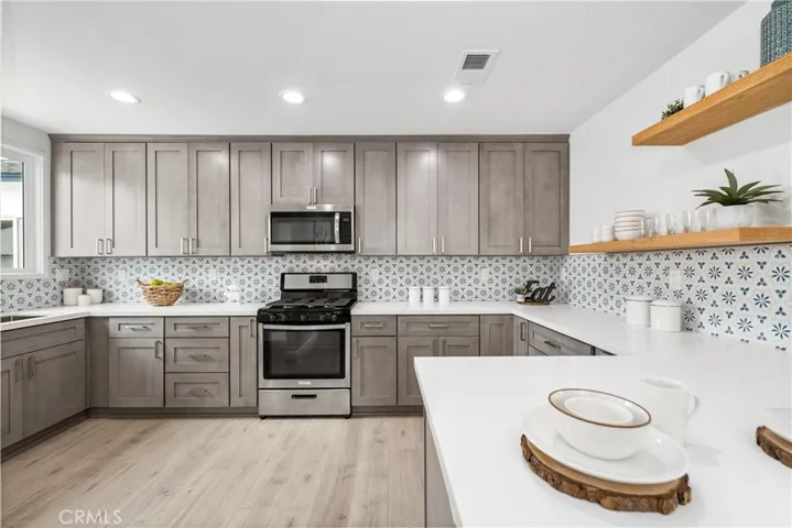 2909 Dashwood Street, Lakewood, California 90712