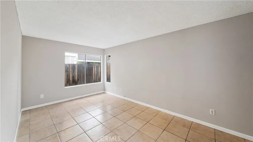 833 Robin Drive, Lake Elsinore, California 92530