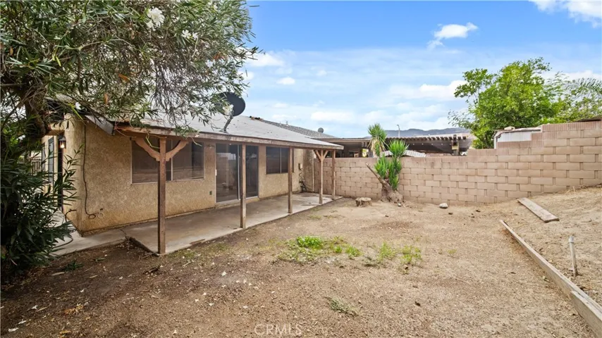 833 Robin Drive, Lake Elsinore, California 92530