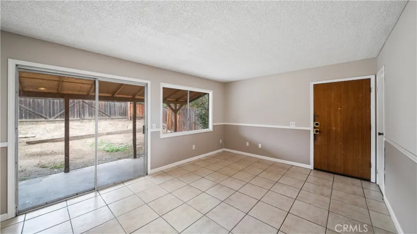 833 Robin Drive, Lake Elsinore, California 92530