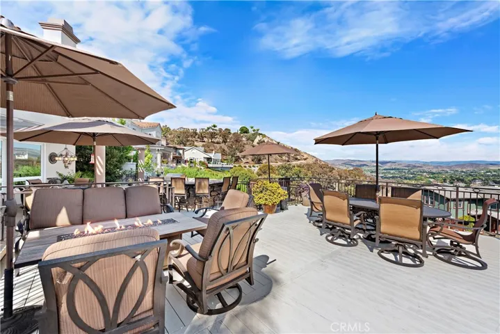 Firepit Table, Patio Dining Table, Bar Stools, Umbrellas - Lots of Entertaining!