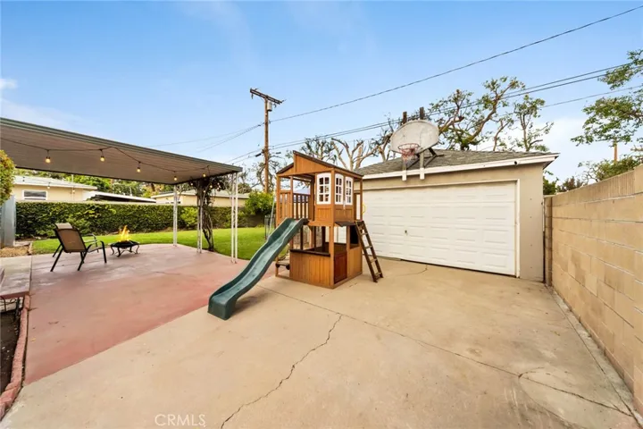 1605 N Rosewood Avenue, Santa Ana, California 92706