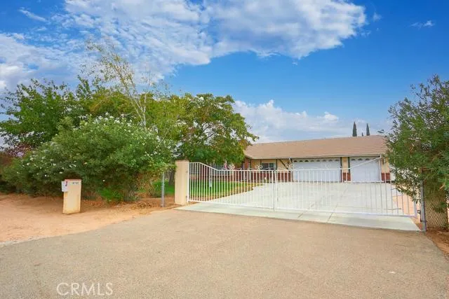 16153 Mesa Street, Hesperia, California 92345