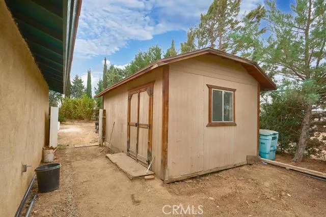 16153 Mesa Street, Hesperia, California 92345