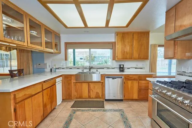 16153 Mesa Street, Hesperia, California 92345
