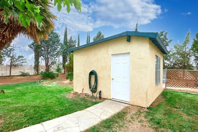 16153 Mesa Street, Hesperia, California 92345