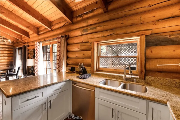 41853 Brownie Lane, Big Bear, California 92315