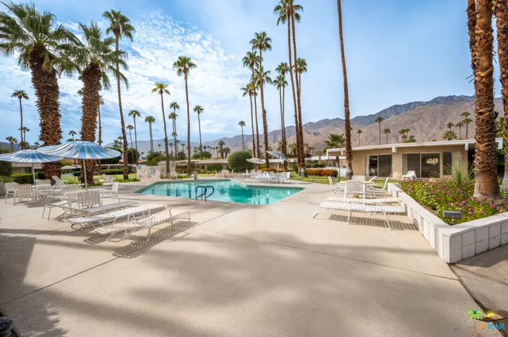 2033 E Ramon Road 10a, Palm Springs, California 92264