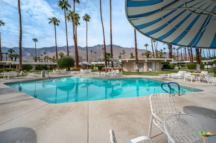 2033 E Ramon Road 10a, Palm Springs, California 92264