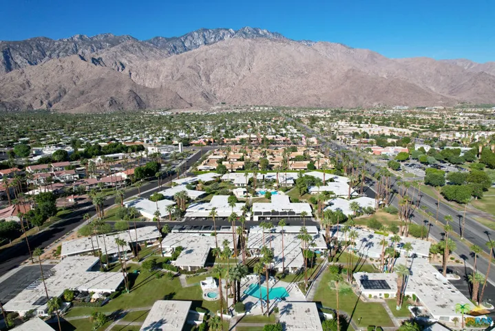 2033 E Ramon Road 10a, Palm Springs, California 92264