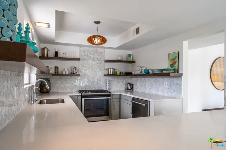 2033 E Ramon Road 10a, Palm Springs, California 92264
